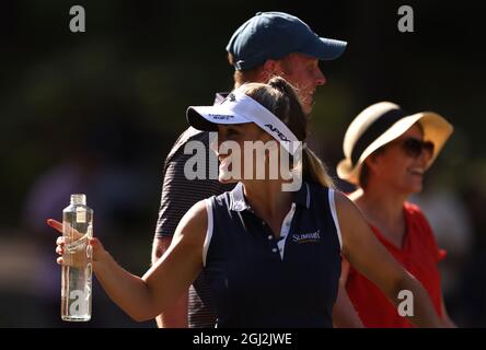 Helen Skelton sur le 11e pendant le Pro-Am pour le BMW PGA Championship au Wentworth Golf Club, Virginia Water. Date de la photo: Mercredi 8 septembre 2021. Banque D'Images