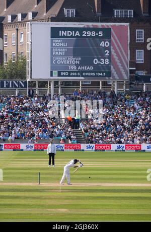 The Oval Cricket Ground, l'Inde se battant dans un match d'essai international contre l'Angleterre, été 2021, avec un tableau de bord; The Kia Oval, Kennington Londres UK Banque D'Images