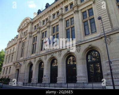 Façade ancienne du lycée Louis-le-Grand Banque D'Images