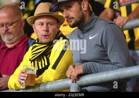 Göteborg, Suède. 08 septembre 2021. Les partisans de Hacken lors de la deuxième manche de qualification de la Ligue des champions de la Ligue des femmes de l'UEFA entre BK Hacken et Valerenga IF à l'arène de Bravida à Göteborg, Suède Credit: SPP Sport Press photo. /Alamy Live News Banque D'Images