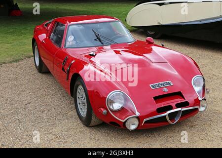 Alfa Romeo Giulia TZ2 (1966), Concours of Elegance 2021, Hampton court Palace, Londres, Royaume-Uni, Europe Banque D'Images