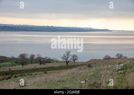 La vue du lac Kucukcekmece, qui est le point de transition sud du projet du canal d'Istanbul à Istanbul, Turquie, le 28 janvier 2018. Banque D'Images