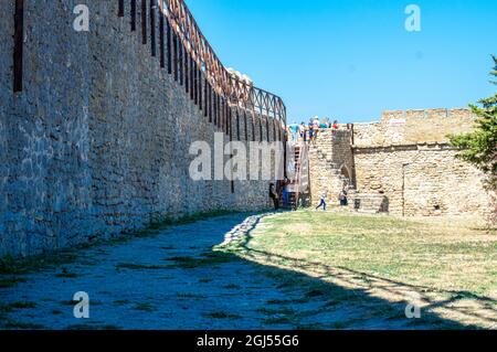 Visite de la forteresse d'Akkerman à Bilhorod-Dnistrovskyi, Ukraine, le 19 août 2020. La forteresse est le monument des XIIIe-XIVe siècles Banque D'Images