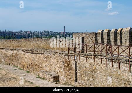 Visite de la forteresse d'Akkerman à Bilhorod-Dnistrovskyi, Ukraine, le 19 août 2020. La forteresse est le monument des XIIIe-XIVe siècles Banque D'Images