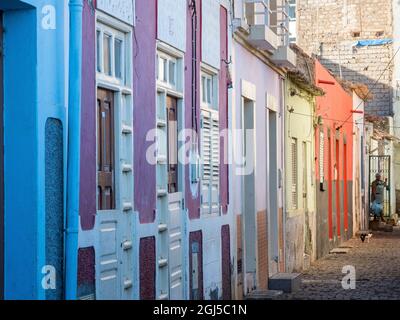 Maisons à Platon. La capitale Praia sur l'île de Santiago (Ilha de Santiago), Cap-Vert dans l'Atlantique Equatorial. Banque D'Images