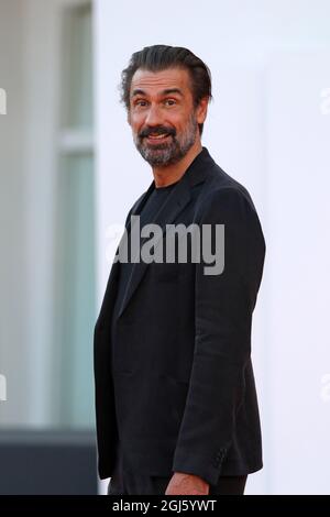 Italie, Lido di Venezia, 8 septembre 2021 : Fabrizio Gikuni participe au tapis rouge du film 'Freaks Out' lors du 78e Festival International du film de Venise le 08 septembre 2021 à Venise, Italie photo © Ottavia Da Re/Sintesi/Alay Live News Banque D'Images