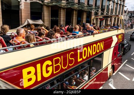 Un Big bus London Tour bus, Londres, Royaume-Uni. Banque D'Images