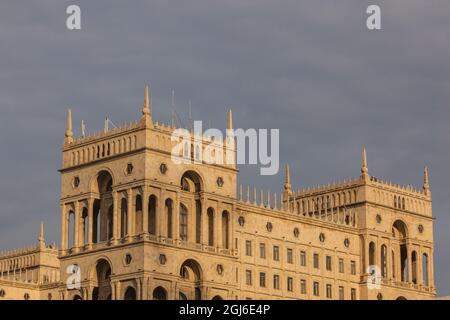 Azerbaïdjan, Bakou. Dom Soviet, Maison du gouvernement. Banque D'Images