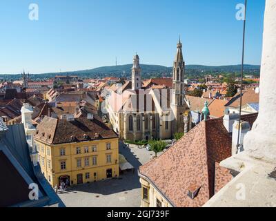 Vue depuis la tour de surveillance des feux sur la ville. Sopron en Transdanubia, à l'ouest de la Hongrie, près de la frontière avec l'Autriche. Europe de l'est, Hongrie. Banque D'Images