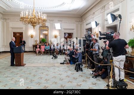 ÉTATS-UNIS. 19 juillet 2021. Le président Joe Biden prononce un discours sur l'économie, le lundi 19 juillet 2021, dans la salle à manger de l'État de la Maison Blanche. (Photo officielle de la Maison Blanche par Adam Schultz via Credit: SIPA USA/Alay Live News Banque D'Images