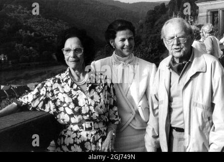 Selon le quotidien suédois Expressen, le père de la reine Silvia de Suède, Walther Sommerlath, était membre du naziparti allemand pendant la guerre. Walther Sommerlath a travaillé comme homme d'affaires à Heidelberg, en Allemagne, ainsi qu'au Brésil pendant la Seconde Guerre mondiale. Photo; (l-r) Alice Sommerlath, la reine Silvia et Walther Sommerlath Banque D'Images