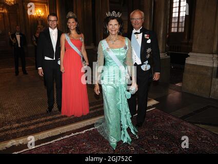 STOCKHOLM 20110908 : le Prince Daniel, la princesse Victoria, la reine Silvia et le roi Carl Gustaf de Suède ont organisé un banquet au Palais Royal de Stockholm le 8 septembre 2011. Foto: Anders Wiklund / SCANPIX / Kod 10040 Banque D'Images