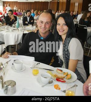 Le Chef Royal, Stefano Catenacci et Sofia Hellqvist, la petite amie du Prince Carl Philip, lors d'un dîner de charité de l'UNICEF au restaurant Opera Kallaren à Stockholm, Suède, le 6 septembre 2011. Banque D'Images