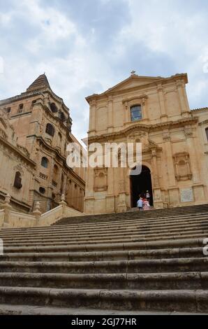 Quelques photos de la belle ville de Noto, dans le sud de la Sicile, prises lors d'un voyage en Sicile à l'été 2021. Banque D'Images