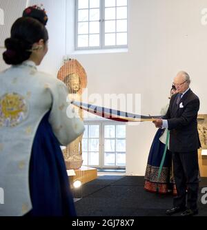 STOCKHOLM 20120211 le roi de Suède Carl XVI Gustaf a inauguré la nouvelle galerie coréenne au Musée des antiquités de Pâques à Stockholm, Suède, samedi 11 2012 février. Photo: Maja Suslin / SCANPIX / Kod 10300 Banque D'Images