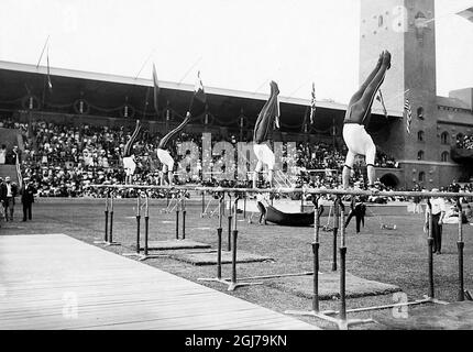 DOSSIER 1912 performance de gymnastique à l'ouverture des jeux olympiques de Stockholm 1912. Foto:Scanpix Historique/ Kod:1900 Scanpix SUÈDE Banque D'Images