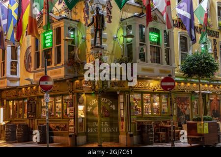 Oliver St. John Gogartys pub dans le Temple Bar dans le centre-ville de Dublin, Irlande Banque D'Images