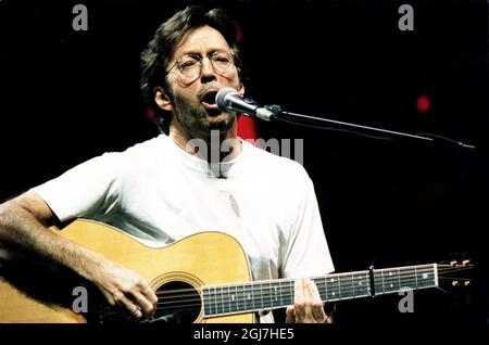 DOSSIER 1995-04-08 ERIC CLAPTON guitariste et chanteur-compositeur anglais lors d'un concert à Stockholm 1995. Photo: Pelle Ericsson / SCANPIX code 112 COPYRIGHT SCANPIX SUÈDE Banque D'Images