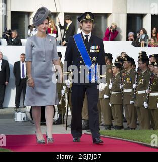 LUXEMBOURG 20121020 la princesse Martha Louise de Norvège et le prince Carl Philip de Suède lors du mariage du prince héritier Guillaume de Luxembourg et de la comtesse belge Stephanie de Lannoy, le 20 octobre 2012, à Luxembourg. Foto Jonas Ekström / SCANPIX Kod 10030 Banque D'Images