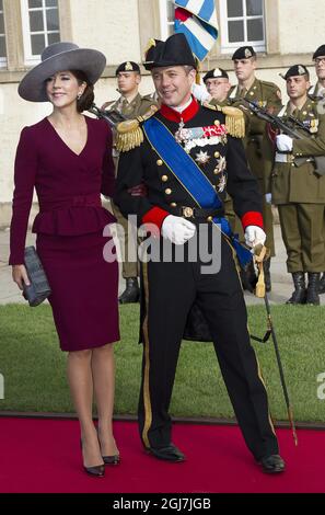 LUXEMBOURG 20121020 Princesse Marie et Prince Frederik du Danemark au mariage du Prince Guillaume du Luxembourg et de la Comtesse belge Stephanie de Lannoy, le 20 octobre 2012, à Luxembourg. Foto Jonas Ekström / SCANPIX Kod 10030 Banque D'Images