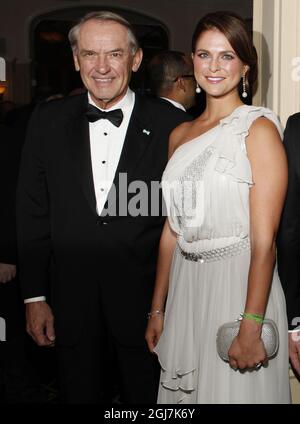 JAN Eliasson, vice-secrétaire général des Nations Unies À NEW YORK 20121107, et la princesse suédoise Madeleine sont vus au Gala du Raoul Wallenberg Civic courage Award au Yale Club le 7 novembre 2012 à New York. Foto: Amy Sussman / SCANPIX Kod 200 Banque D'Images