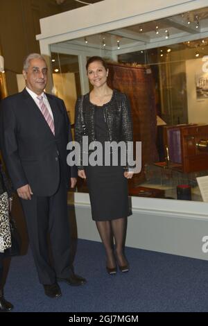 STOCKHOLM 2012-12-07 la Princesse Victoria et l'Ambassadeur d'Égypte à Stockholm Mohamed Oussama Taha Elmagdoub à l'ouverture de l'exposition « Exploring Egypt: Queen Victoria's Photographic Life » au Palais Royal de Stockholm Foto Jonas Ekström / SCANPIX Kod 10030 Banque D'Images