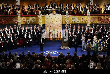 STOCKHOLM 20121210 Mo Yan de Chine reçoit le Prix Nobel de littérature 2012 lors de la cérémonie du Prix Nobel dans la salle de concert de Stockholm Suède, le 10 décembre 2012. Photo Henrik Montgomery / SCANPIX Kod 10060 Banque D'Images