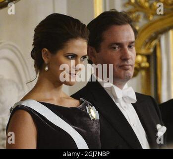 STOCKHOLM 20121220 la princesse Madeleine et son fiancé Chris O'Neill au rassemblement officiel de l'Académie suédoise qui s'est tenu à la Bourse de Stockholm en décembre 2012. Anders Wiklund / SCANPIX / Kod 10040 Banque D'Images