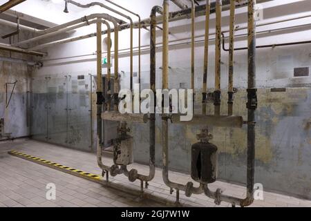 Mauthausen, Autriche - 12 août 2021 : site commémoratif du camp de concentration de Mauthausen. Protections SS et entrée des camions. Jour d'été ensoleillé Banque D'Images