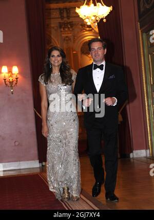 STOCKHOLM 2013-06-07 la princesse Madeleine de Suède et Christopher O'Neill arrivent pour un dîner privé au Grand Hôtel à Stockholm le vendredi 7 juin 2013 dans le cadre de leurs célébrations de mariage. Foto: Erik Martensson / SCANPIX / Kod 10400 Banque D'Images