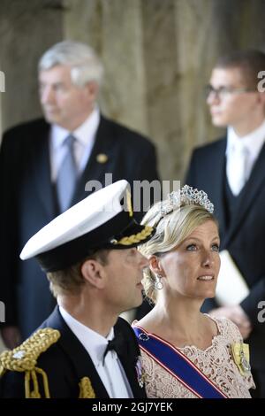 STOCKHOLM 20130608 Prince Edward et Sophie la comtesse de Wessex arrive au mariage de la princesse Madeleine de Suède et de M. Christopher O’Neill qui a eu lieu à la chapelle royale du Palais royal de Stockholm le samedi 8 juin 2013. Foto: Leif R Jansson / SCANPIX / Kod 10020 Banque D'Images