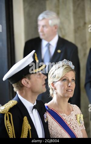 STOCKHOLM 20130608 Prince Edward et Sophie la comtesse de Wessex arrive au mariage de la princesse Madeleine de Suède et de M. Christopher O’Neill qui a eu lieu à la chapelle royale du Palais royal de Stockholm le samedi 8 juin 2013. Foto: Leif R Jansson / SCANPIX / Kod 10020 Banque D'Images