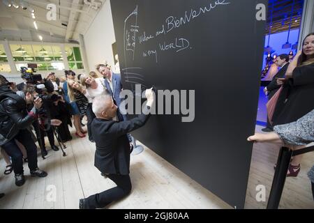 STOCKHOLM 20130613 le designer français Jean-Paul Gaultier au Musée de l'Architecture et du Design de Stockholm, en Suède, inaugurera l'exposition de ses œuvres "le monde de la mode de Jean Paul Gaultier du trottoir au passerelle". Foto: Fredrik Sandberg / SCANPIX / Kod 10080 Banque D'Images