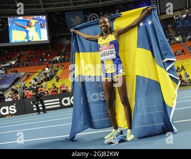 Abeba Aregawi, en Suède, réagit après avoir remporté la finale féminine de 1500 mètres aux Championnats du monde de l'IAAF 2013 au stade Luzhniki à Moscou le 15 août 2013. Photo Erik Martensson / SCANPIX / Kod 10400 Banque D'Images