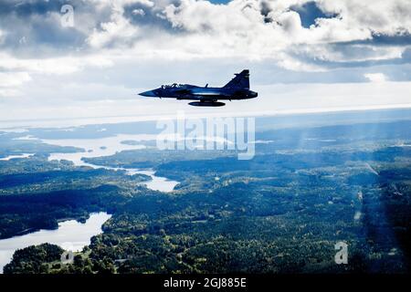 LINKOPING 2013-09-26 voler dans un JAS Gripen (modèle 39D) un combattant multirôle léger à un seul moteur. Foto: Magnus Hjalmarson Neideman / SVD / TT / Kod 10078 Banque D'Images