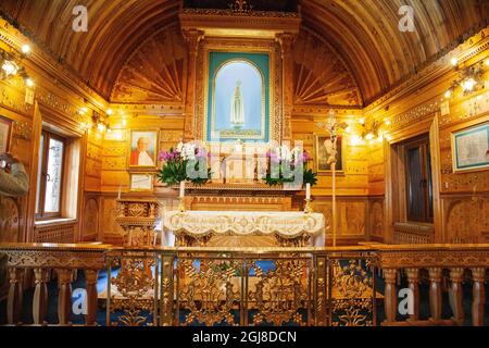 Chapelle contient la statue de notre-Dame de Fatima donnée au cardinal Stefan Wyszynski par l'évêque de Fatima en 1961. Banque D'Images