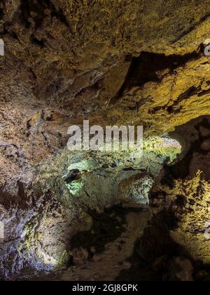 Gruta do Natal, ou la grotte de Noël, un tube de lave. (Usage éditorial uniquement) Banque D'Images