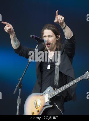 SOLVESBORG 2014-06-05 Myles Kennedy, chanteur principal du groupe américain Alter Bridge, se produit le 05 juin 2014 au cours de la deuxième journée du festival suédois de musique rock Sweden Rock à Solvesborg, dans le sud de la Suède. Photo: Fredrik Sandberg / TT / code 10080 Banque D'Images