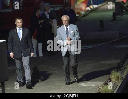 STOCKHOLM 20140608 le roi Carl Gustaf est vu après un voyage en bateau à Stockholm, Suède, le 7 juin 2014. La famille royale était en bateau à Stockholm la nuit précédant le baptême de la princesse Louise. Foto: Sven Lindwall / EXP / TT / Kod 7117 ** OUT SWEDEN OUT** Banque D'Images