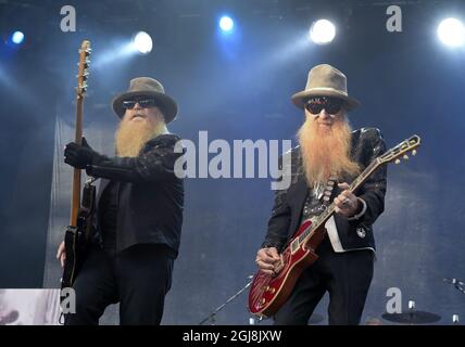 STOCKHOLM 2014-06-16 Dusty Hill et Billy Gibbons du ZZ Top sont vus en train de jouer au concert de groupes au parc d'attractions Grona Lund dans le centre de Foto: Bertil Ericson / TT / Kod 10000 Banque D'Images