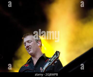 GOTEBORG 2014-08-07 le groupe de rock américain Queens of the Stone Age et la chanteuse Josh Homme se sont performances au festival de musique Way Out West à Göteborg, Suède le 7 août 2014. Foto: Bjorn Larsson Rosvall / TT / Kod 9200 Banque D'Images