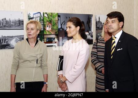 RIGA 2014-09-17 . La princesse de la Couronne Victoria de Suède visite de l'exposition Corner House à l'ancien bâtiment du KGB à Riga, Lettonie le 17 septembre 2014. . Victoria est en visite officielle en Lettonie photo Kaspars Krafts / F64 / TT Code 10617 Banque D'Images