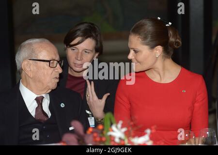 STOCKHOLM 2015-11-05 la princesse Victoria s'entretient avec le président de la Tunisie, Beji CaÃƒÂ¯d Essebs, lors d'un déjeuner à l'hôtel de ville de Stockholm, Suède, le 5 novembre 2015. Le Président tunisien est en visite d'État en Suède. Foto: Maja Suslin / TT Kod 10300 Banque D'Images