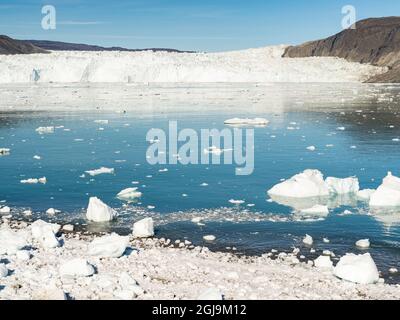 Glacier Eqip au Groenland, territoire danois. Banque D'Images