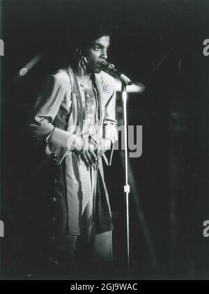 STOCKHOLM 1987-05-08 l'artiste et chanteur Prince se produit lors d'un concert à Stockholm, Suède, le 8 mai 1987. Foto: Torbjorn Selander / EXP / TT / Kod 90 ** HORS SUÈDE** Banque D'Images