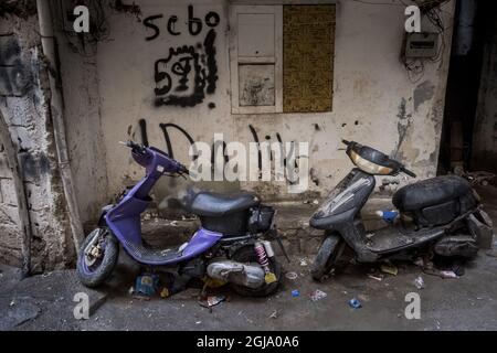 BEYROUTH 2016-03-15 Camp de réfugiés de Shatila pour les Palestiniens à Beyrouth existant depuis 1949. Foto: Magnus Hjalmarson Neideman / SVD / TT / Kod 10078 scooters, rue Banque D'Images