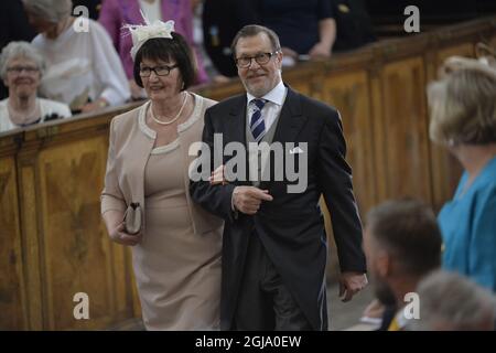 STOCKHOLM 2016-05-17 Eva et Olle Westling, parents du prince Daniles, lors de la cérémonie de baptême du prince Oscar de Suède à la chapelle royale de Stockholm, Suède le 27 mai 2016. Le prince Oscar est le fils de la princesse Victoria et du prince Daniel et le troisième de la succession royale suédoise. Foto Jonas Ekstromer / TT / Kod 10030 Banque D'Images