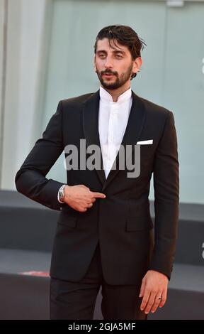 Venise, Italie. 08 septembre 2021. VENISE, ITALIE - SEPTEMBRE 08 Pietro Castellitto assiste au tapis rouge du film 'Freaks Out' lors du 78e Festival International du film de Venise le 08 septembre 2021 à Venise, Italie. Credit: dpa/Alay Live News Banque D'Images