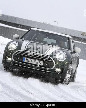 UPPSALA 2016-01-13 Mini Clubman Cooper D automate. Foto: Anders Wiklund / TT Kod 10040 voiture, circulation, route, rue, transport, communication, Banque D'Images