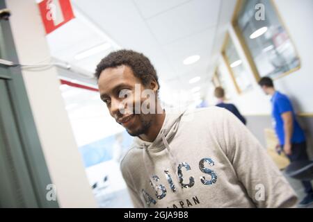 Le joueur de tennis français Gael Monfils après la conférence de presse lors du tournoi de tennis Stockholm Open qui s'est tenu à Kungliga Tennishallen à Stockholm, Suède, le 18 octobre 2016. Photo: Fredrik Sandberg / TT / Kod 10080 Banque D'Images